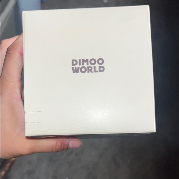 Dimoo World PLUTOS HOUSE Vinyl Plush Keychain - Picture 9 of 10